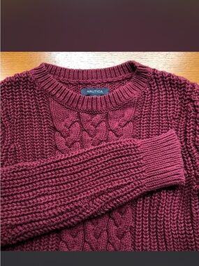 Nautica Burgundy Cable Knit Chunky Sweater Medium (Fits Small) - Wine Red